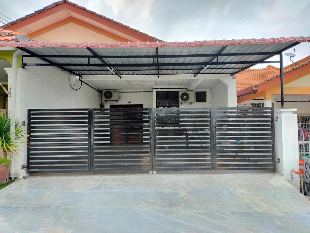 D'Port Dicksonmuslimonly Homestay Kültér fotó